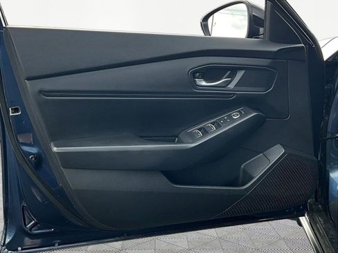 Used 2025 Honda Accord SE image 19