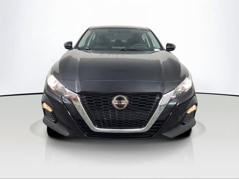 Used 2020 Nissan Altima 2.5 S FWD image 2