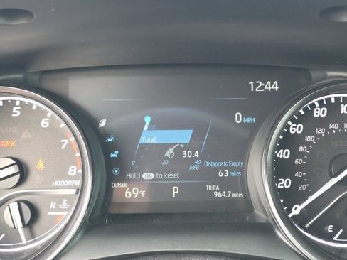 Certified 2024 Toyota Camry SE image 18