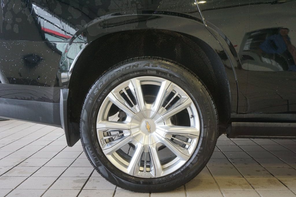 Used 2021 Chevrolet Tahoe High Country w/ Premium Package AWD/4WD image 31