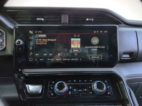 Used 2022 GMC Sierra 1500 AT4X image 10