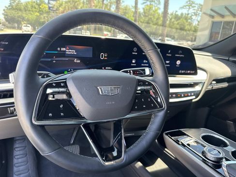 Used 2024 Cadillac Lyriq Sport RWD image 19