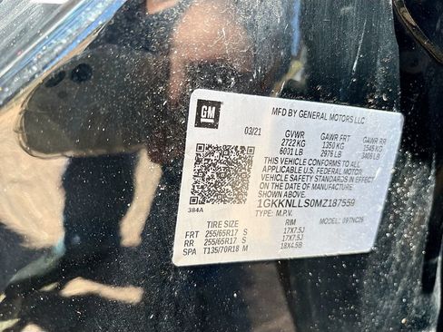 Used 2021 GMC Acadia AT4 w/ Technology Package AWD/4WD image 33