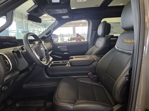 New 2027 Ford Expedition Tremor w/ Driver's Package AWD/4WD image 10