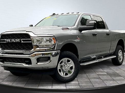 Certified 2024 RAM 2500 Tradesman w/ Chrome Appearance Group image 12