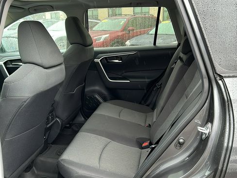 Used 2021 Toyota RAV4 XLE w/ Convenience Package image 22