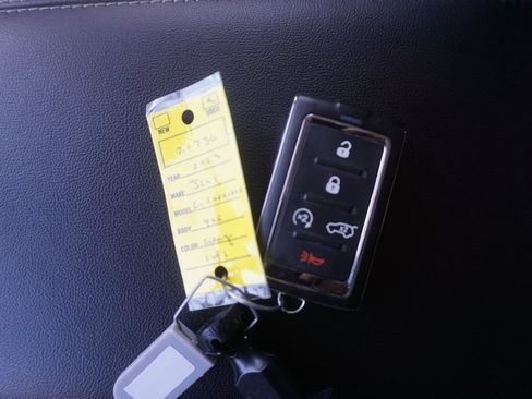 Used 2023 Jeep Grand Cherokee 4WD 4xe w/ Luxury Tech Group II image 37