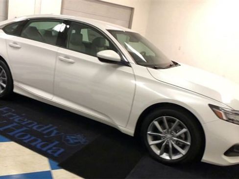 Used 2021 Honda Accord LX image 2