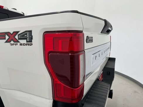 Used 2021 Ford F250 Platinum w/ FX4 Off-Road Package AWD/4WD image 14
