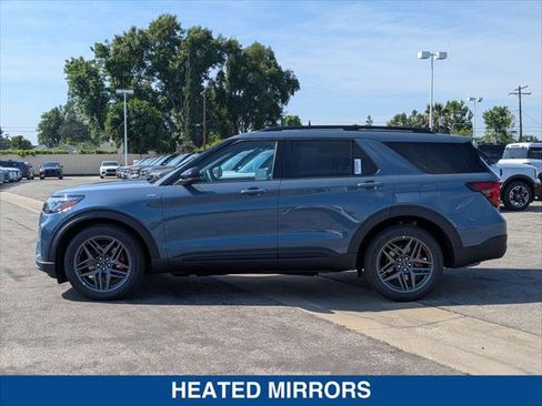 New 2026 Ford Explorer ST-Line image 2