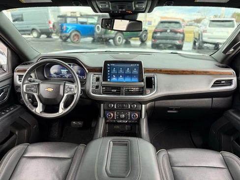 Used 2023 Chevrolet Tahoe Premier image 3