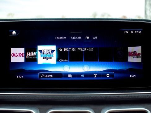 Used 2024 Mercedes-Benz GLE 450e 4MATIC image 29