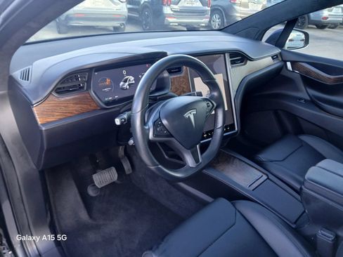 Used 2018 Tesla Model X 75D AWD/4WD image 7