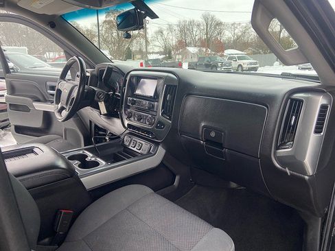 Used 2018 Chevrolet Silverado 1500 LT w/ Midnight Edition image 22
