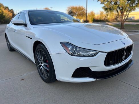 Used 2017 Maserati Ghibli image 4