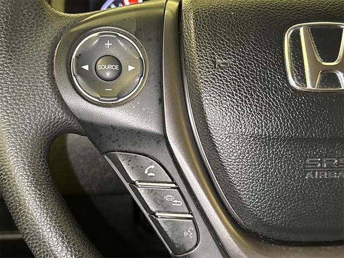 Used 2017 Honda Pilot LX image 28