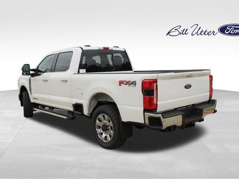 New 2026 Ford F250 Lariat w/ Chrome Package image 4
