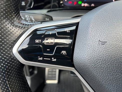 Used 2022 Volkswagen GTI SE w/ SE Leather Package image 14