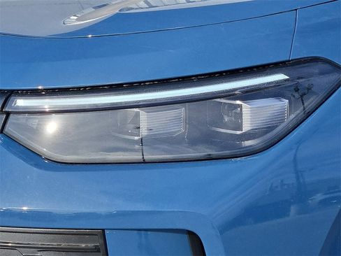 New 2026 Volkswagen Tiguan SE image 7