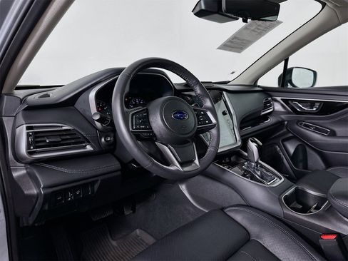 Used 2023 Subaru Outback Touring image 9