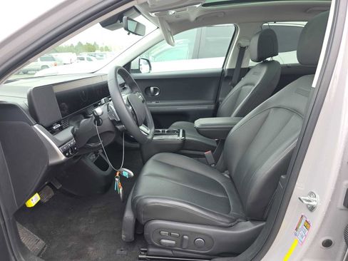 Used 2025 Hyundai Ioniq 5 Limited image 3