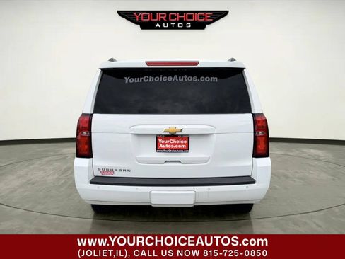 Used 2020 Chevrolet Suburban LT w/ Luxury Package AWD/4WD image 4