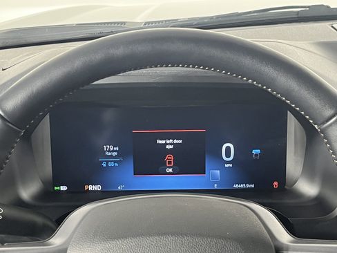 Used 2023 Ford F150 Lightning Lariat image 13