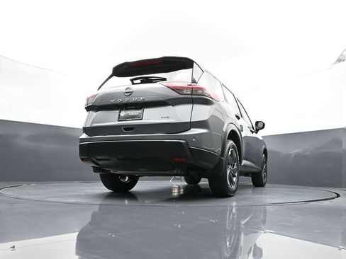 Certified 2026 Nissan Rogue SV AWD/4WD image 43