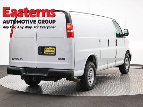 Used 2020 GMC Savana 3500 w/ Driver Convenience Package RWD image 5