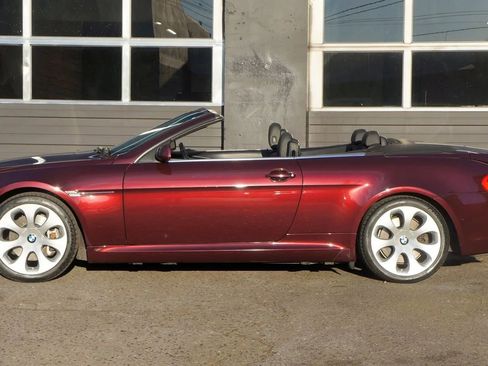 Used 2008 BMW 650i Convertible image 2