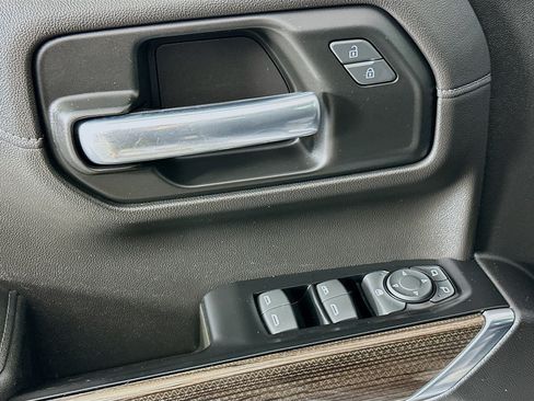 Used 2019 Chevrolet Silverado 1500 LT w/ All-Star Edition AWD/4WD image 15