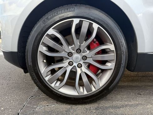 Used 2016 Land Rover Range Rover Sport Supercharged image 38