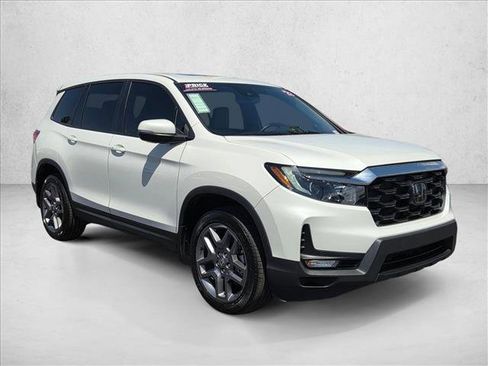 Used 2023 Honda Passport EX-L image 3