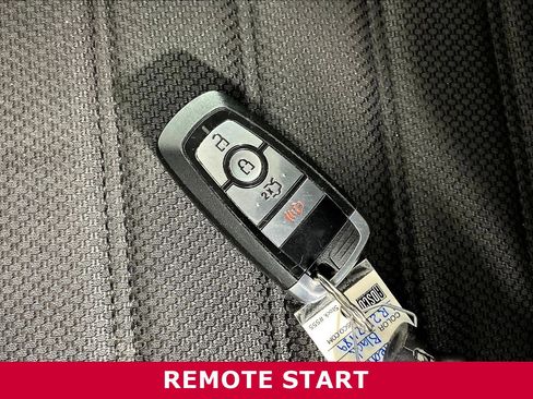 Used 2020 Ford Fusion SE FWD image 30