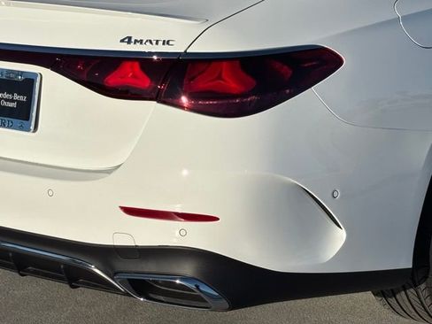 New 2026 Mercedes-Benz E 350 4MATIC Sedan image 4
