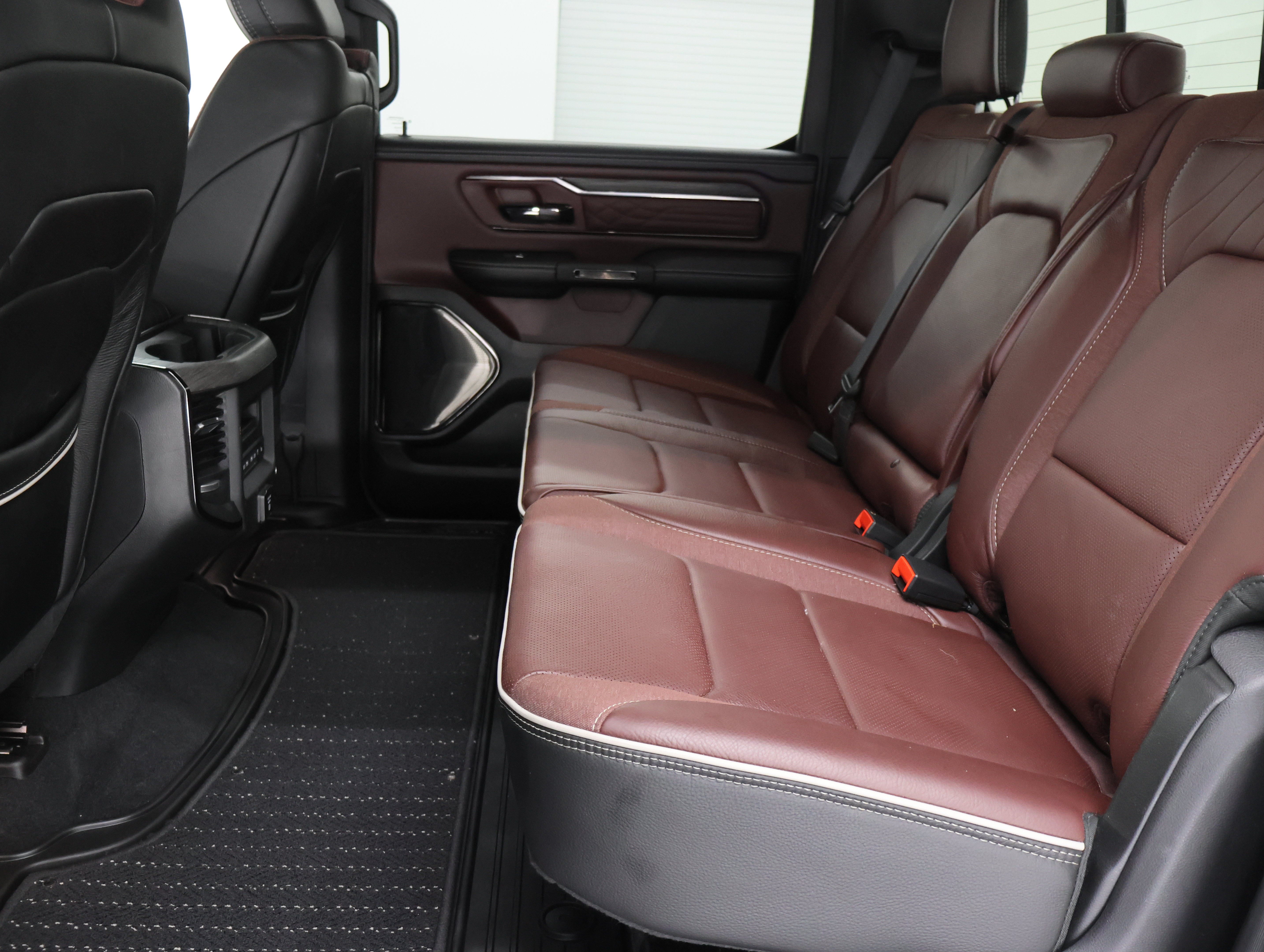 Used 2026 RAM 1500 Limited AWD/4WD image 9