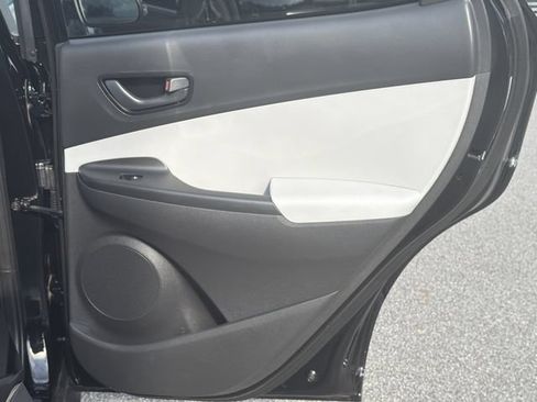 Certified 2023 Hyundai Kona SEL AWD/4WD image 19
