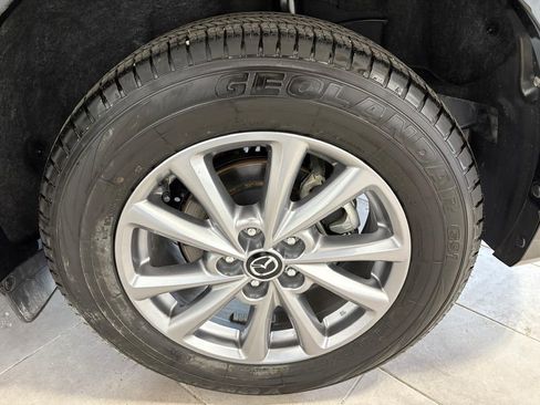 Used 2025 MAZDA CX-5 AWD 2.5 S w/ Select Package image 9