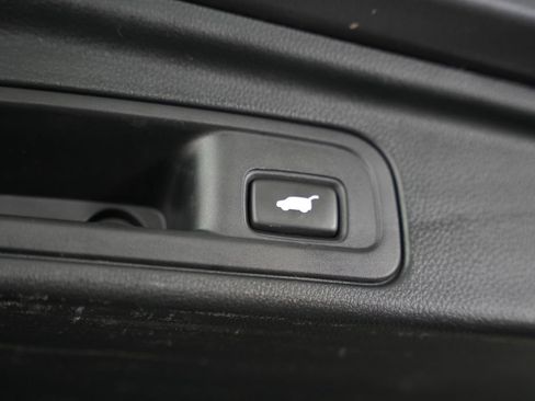 Used 2020 Honda Pilot Touring image 30