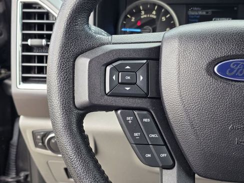 Used 2016 Ford F150 XLT w/ Equipment Group 302A Luxury image 24