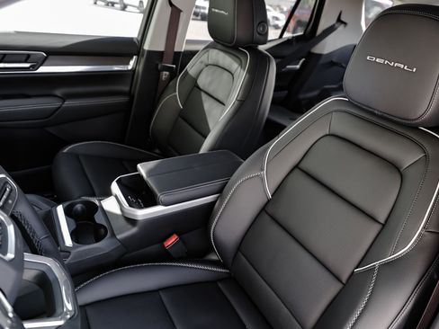 New 2026 GMC Terrain Denali image 14