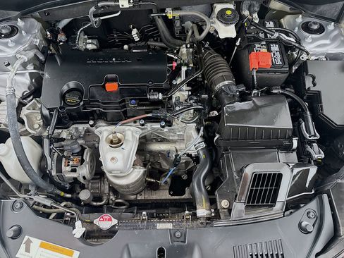 Certified 2024 Honda HR-V LX image 10
