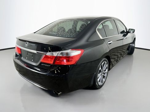 Used 2013 Honda Accord Sport image 7