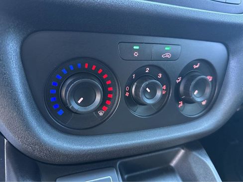 Used 2020 RAM ProMaster City Tradesman image 23