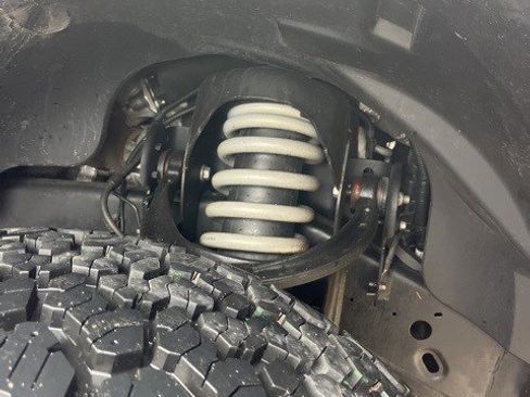 Used 2018 Ford F150 Raptor w/ Equipment Group 802A Luxury image 3