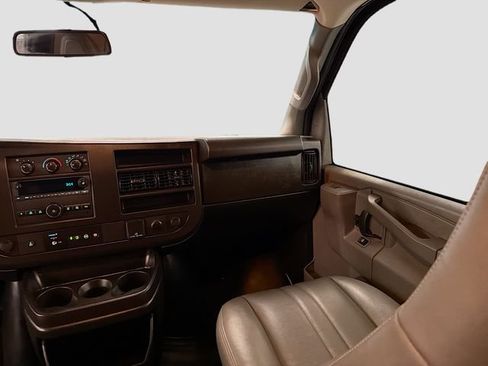Used 2020 Chevrolet Express 2500 w/ Driver Convenience Package image 21