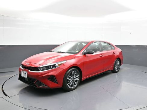 Certified 2024 Kia Forte GT-Line w/ GT-Line Premium Package FWD image 1
