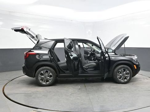 Used 2024 Kia Seltos LX AWD/4WD image 48