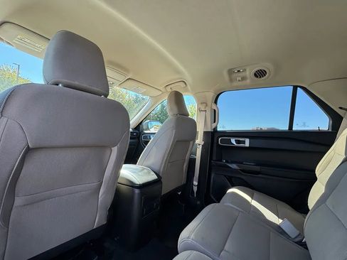 Used 2023 Ford Explorer 4WD image 27