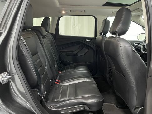 Used 2018 Ford Escape Titanium w/ Ford Safe & Smart Package image 31